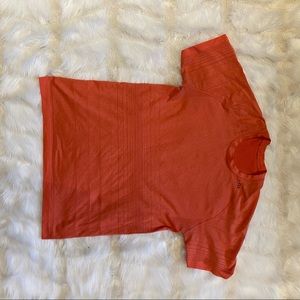 Men’s large lululemon t shirt